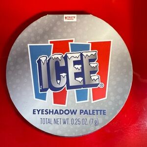 Ice Eyeshadow Palette with Bold Hues